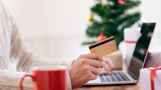 Как отметить Новый год и не разориться? Разбираем с экспертами