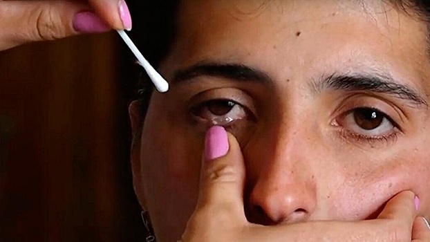 Девушка из Армении плачет кристаллами