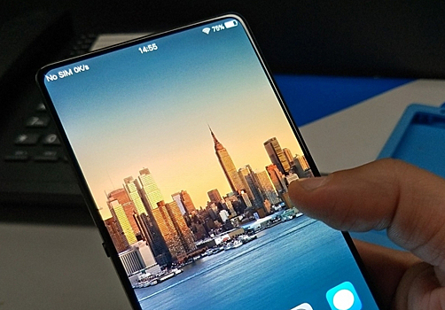 Samsung заявила о выпуске идеального безрамочного смартфона