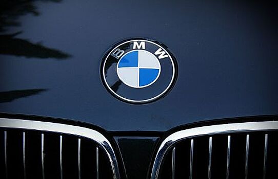 BMW к 2023 году выпустит 25 электрифицированных моделей