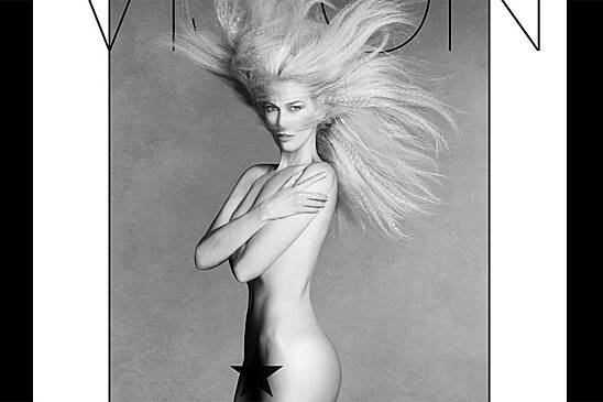 54-летняя Клаудия Шиффер оголила тело в новой фотосессии