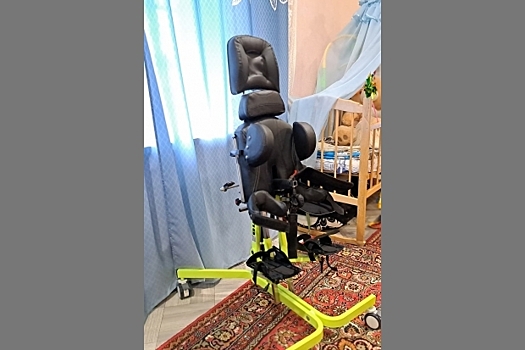 В Волгоградской области для ребенка с ДЦП приобрели вертикализатор