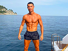 Роналду выложил фото с возлюбленной