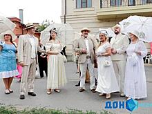 &laquo;Зонтичное утро&raquo;: день рождения Фаины Раневской отметили в Таганроге