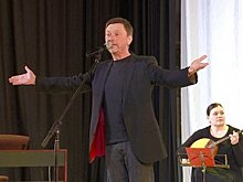 В Пензе любители поэзии прочитали стихи со сцены