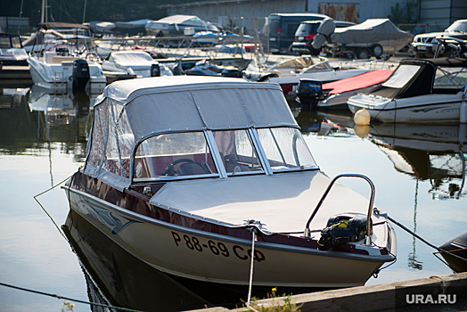 Пермяк ради выгоды посадил на 12-местный катер 54 человека