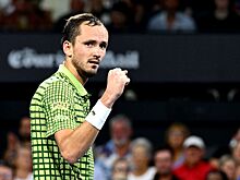 Теннис, Australian Open — 2026, фавориты, прогнозы, шансы россиян, Мирра Андреева, Даниил Медведев
