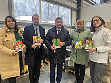 Костромичи отправили бойцам СВО письма и новогодние открытки