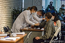 Жители Екатеринбурга смогут привиться от гриппа в торговых центрах