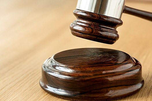 Покупатель засудил алкогольный супермаркет за неправильную цену на шампанское