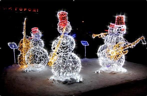 Мэрия Оренбурга собирается закупить светящихся снеговиков для украшения администрации Южного округа