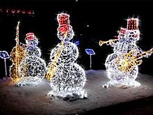 Мэрия Оренбурга собирается закупить светящихся снеговиков для украшения администрации Южного округа