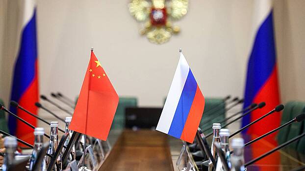 Китай сократил закупки российской нефти из-за санкций США