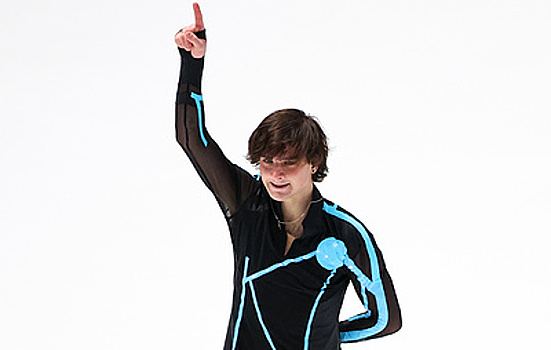 Игнатов рассказал, что перед чемпионатом России снова поменял коньки