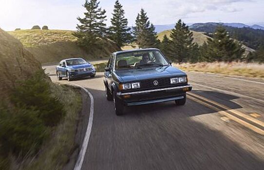 Volkswagen сравнивает Jetta 2019 с оригиналом 1980 года