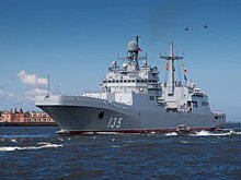 В Петербурге прошла первая тренировка Главного военно-морского парада