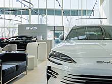 Главный конкурент Tesla столкнулся с падением спроса