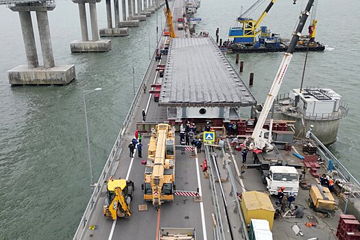 Хуснуллин: Крымский мост открыт для автомобильного движения по всем полосам