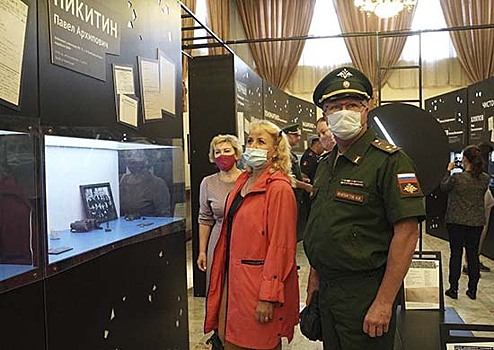 В первый день работы более 1 тыс. человек посетили выставку Русского географического общества и экспедиционного центра Минобороны в Казани