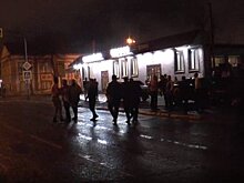 В Казани рядом с кафе устроили массовую драку