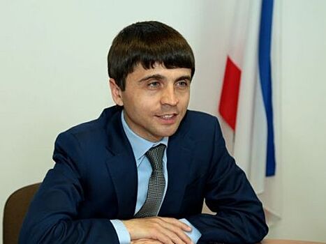 Депутат Госдумы назвал "бумагомарательством" продление пакета "крымских" санкций