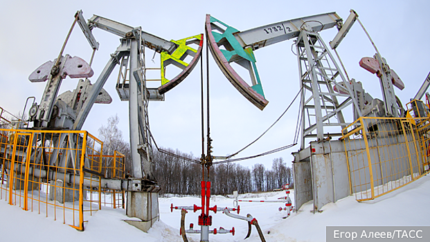 С 1 января пошлина на экспорт нефти из России обнуляется