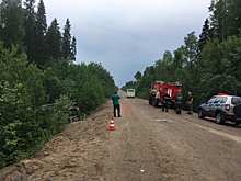 Экскурсионный автобус перевернулся в Ленинградской области