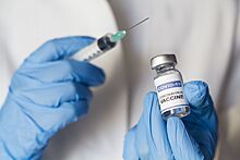 Учёные, чья работа позволила создать вакцины против COVID-19, получили Нобелевскую премию