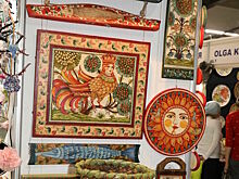 Скульптуры из бересты, ватные игрушки, мастер-класс игры на гуслях: что ждет гостей на выставке-ярмарке «РусАртСтиль»