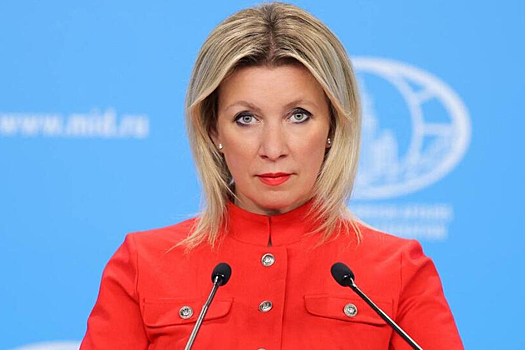 Захарова призвала Финляндию строить туалеты на границе с РФ