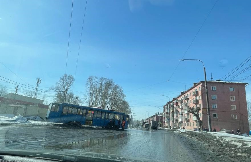 Транспорт вернулся на свои маршруты после ликвидации последствий аварии в Новокузнецке