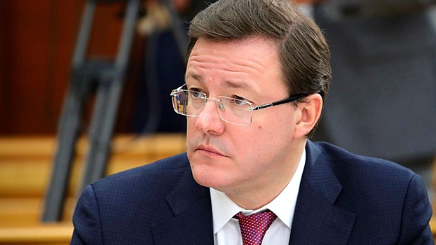 Самарский губернатор проводит дни в разъездах после громкого задержания подчиненных
