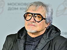 Дибров представил друзьям новую избранницу