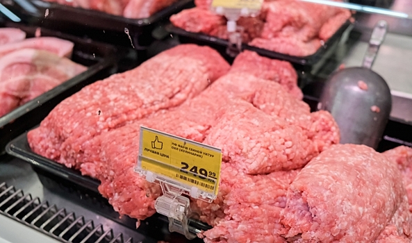 В Волгограде обнаружили куриный фарш и поддельные документы на него