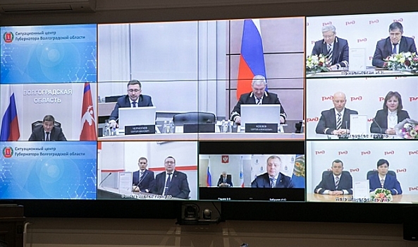 Бочаров отметил вклад железнодорожников в развитие Волгоградской области