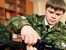 В школах Свердловской области появятся классы с начальной военной подготовкой