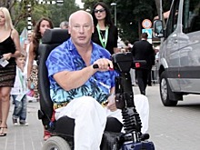 Олигарх из России продал яхту и самолет, чтобы купить новые