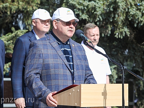 Олег Мельниченко поздравил жителей Заречного с 65-летием города