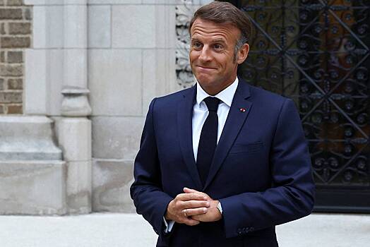 Франция возмутилась призывом посла Италии отправить Макрона на Украину с винтовкой