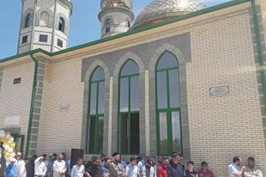 «Почти все были мусульманами». Муфтий республики - об исламе в Осетии