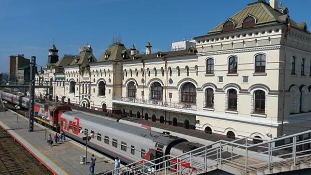 На железнодорожном вокзале Владивостока прошли торжества в честь начала строительства Транссиба