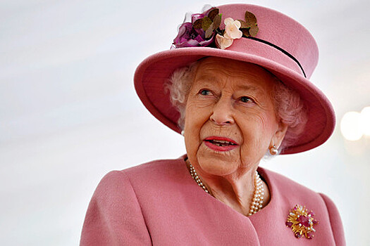 Елизавета II отменила онлайн-встречи из-за коронавируса