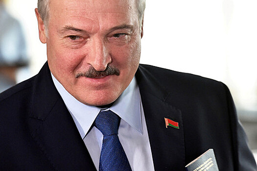 Лукашенко: Белоруссия "не рухнет на колени"