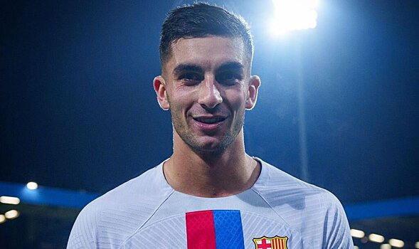 Смотрите видеообзор матча «Виктория» – «Барселона»: дубли Торреса и Хоры, голы Алонсо и Торре