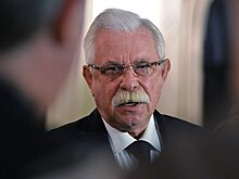 Руцкой зарегистрирован кандидатом в Госдуму