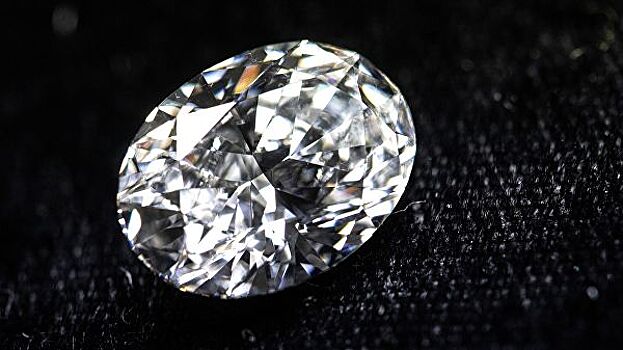 Сотрудницу "Алросы" задержали за кражу 500 алмазов