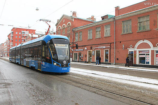 «Мосгортранс» опроверг информацию СМИ о том, что водитель троллейбуса врезался в столб