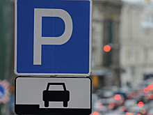 Ликсутов прояснил вопрос платных парковок во дворах