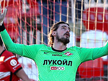 «Педро Роша возил всех на тренировках, очень сильный игрок. Романьоли – слабенький, но сам по себе хороший парень». Экс-игрок «Спартака-2» Детенышев о легионерах