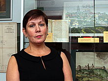 Киев потребовал освободить директора украинской библиотеки